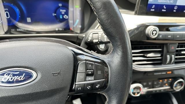 2021 Ford Escape Hybrid Titanium