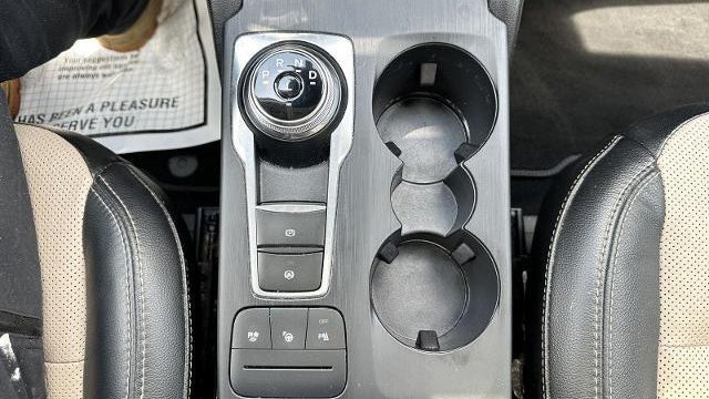 2021 Ford Escape Hybrid Titanium
