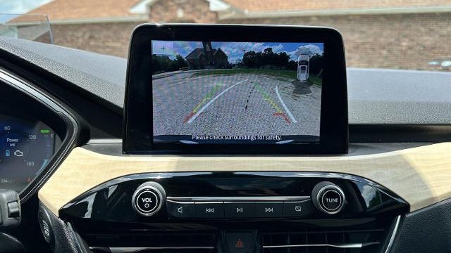 2021 Ford Escape Hybrid Titanium