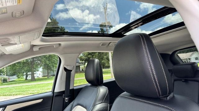 2021 Ford Escape Hybrid Titanium
