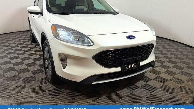 Preowned 2020 Ford Escape Hybrid Titanium for Sale