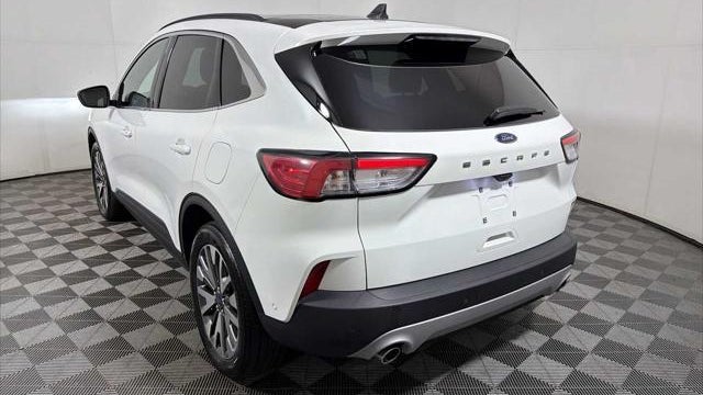 2020 Ford Escape Hybrid Titanium
