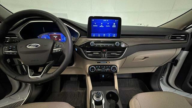 2020 Ford Escape Hybrid Titanium