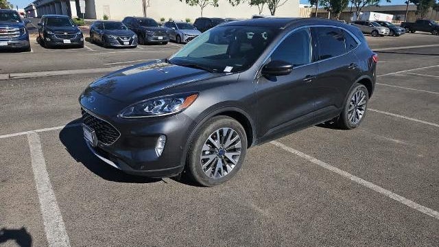 Preowned 2020 Ford Escape Hybrid Titanium for Sale