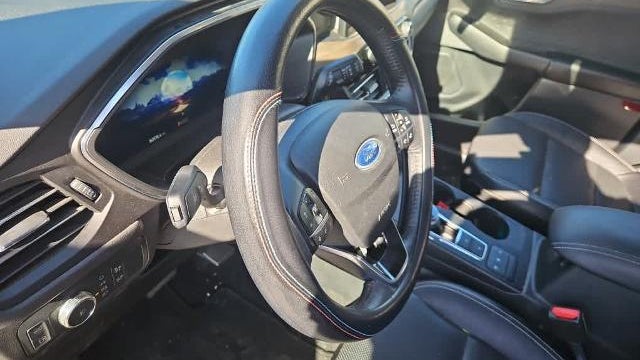 2020 Ford Escape Hybrid Titanium