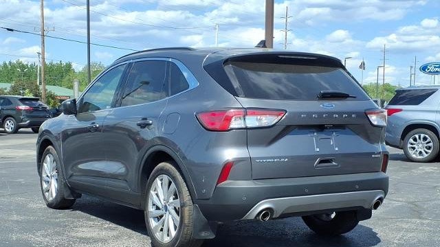 2021 Ford Escape Hybrid Titanium