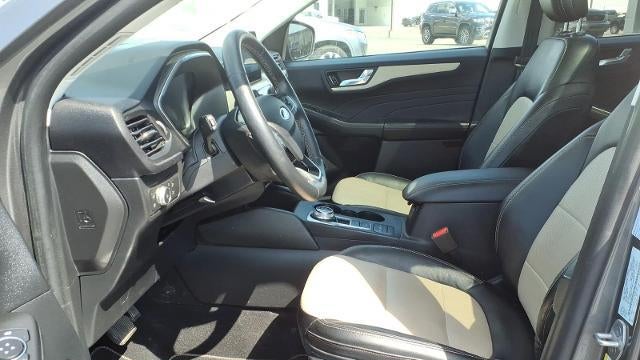 2021 Ford Escape Hybrid Titanium