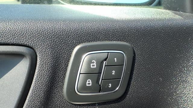 2021 Ford Escape Hybrid Titanium