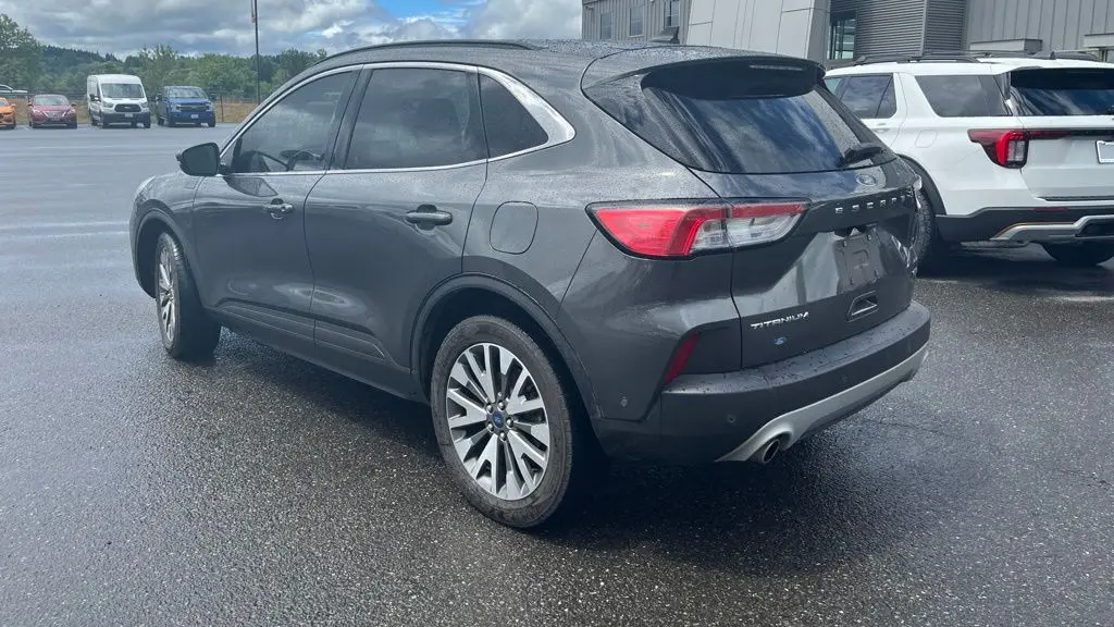 2020 Ford Escape Hybrid Titanium