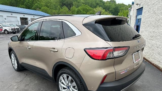 2021 Ford Escape Hybrid Titanium