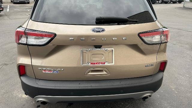 2021 Ford Escape Hybrid Titanium