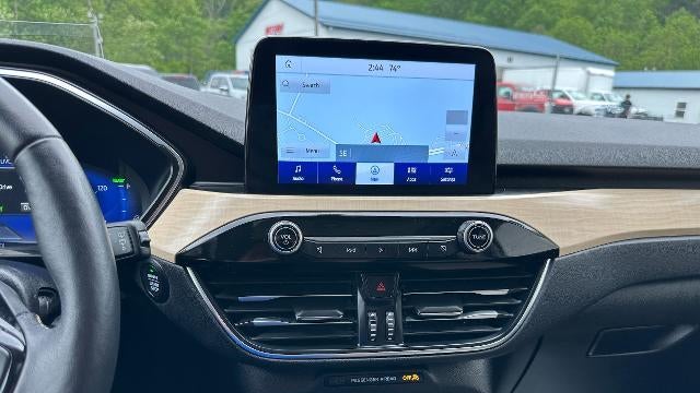 2021 Ford Escape Hybrid Titanium