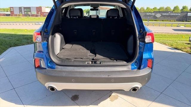 2022 Ford Escape Hybrid Titanium