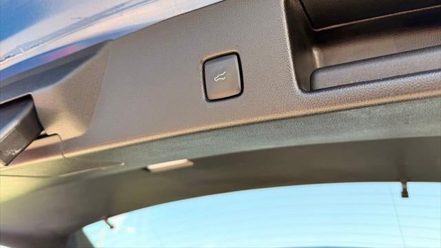 2022 Ford Escape Hybrid Titanium