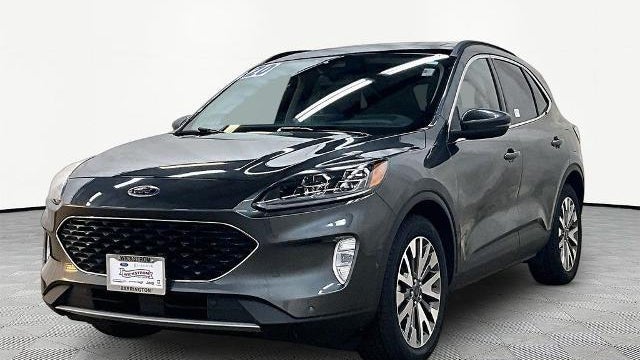Preowned 2020 Ford Escape Hybrid Titanium for Sale