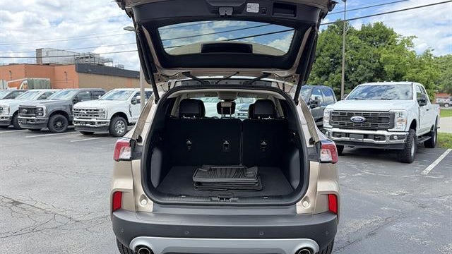 2020 Ford Escape Hybrid Titanium