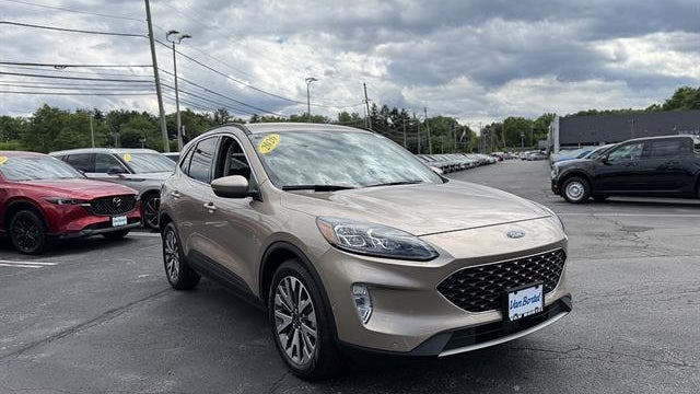 2020 Ford Escape Hybrid Titanium