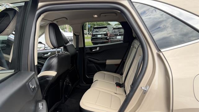 2020 Ford Escape Hybrid Titanium