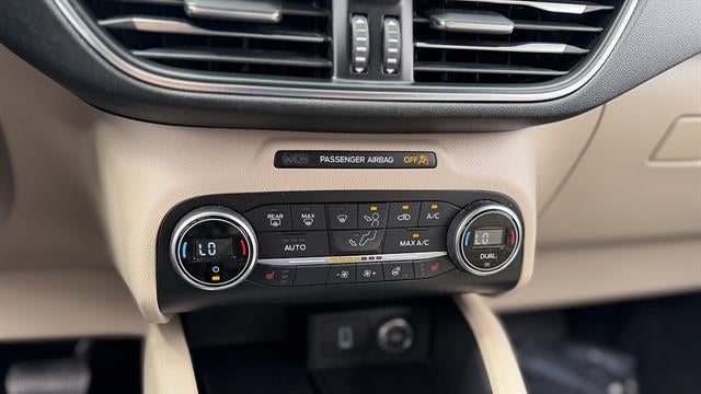 2020 Ford Escape Hybrid Titanium