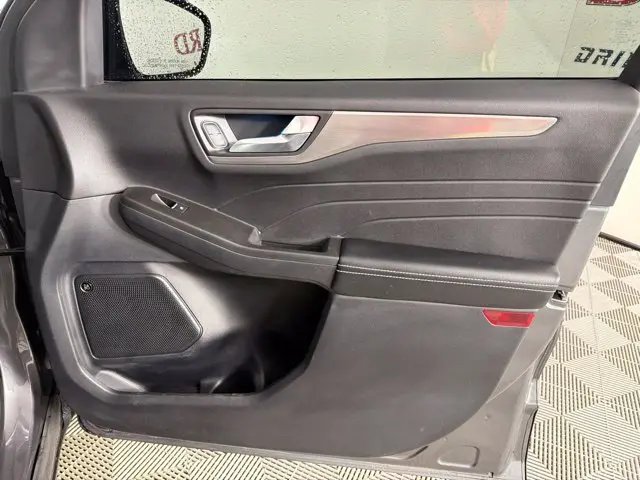 2021 Ford Escape - $15,500