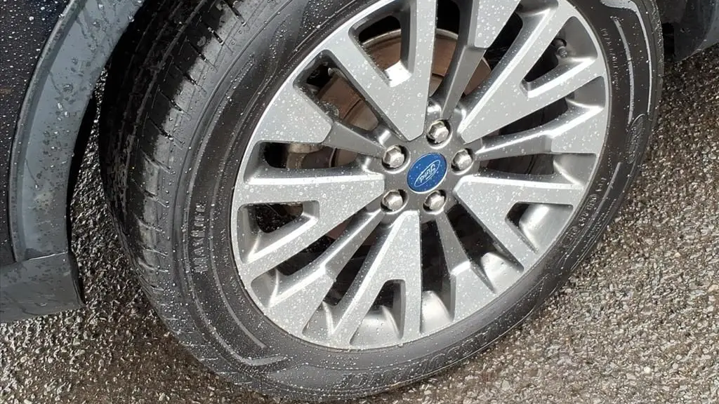 2022 Ford Escape Hybrid Titanium