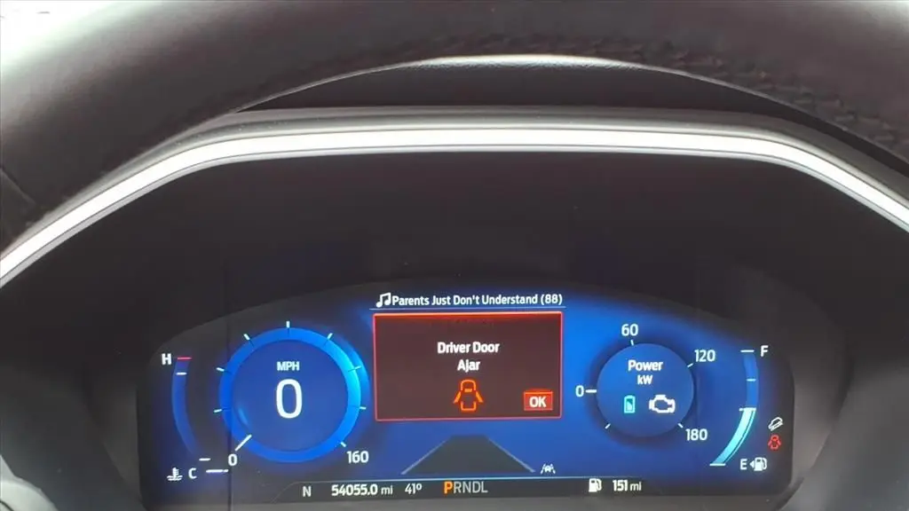 2022 Ford Escape Hybrid Titanium