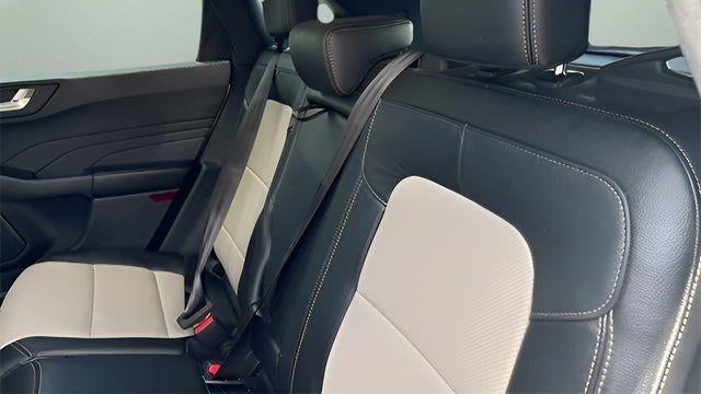 2021 Ford Escape Hybrid Titanium