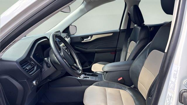 2021 Ford Escape Hybrid Titanium