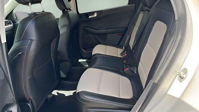 2021 Ford Escape Hybrid Titanium