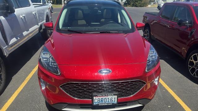 2022 Ford Escape Hybrid Titanium