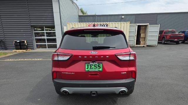 2022 Ford Escape Hybrid Titanium