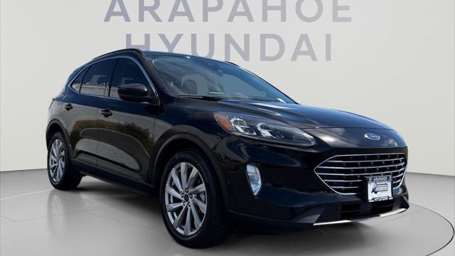 2022 Ford Escape Hybrid Titanium