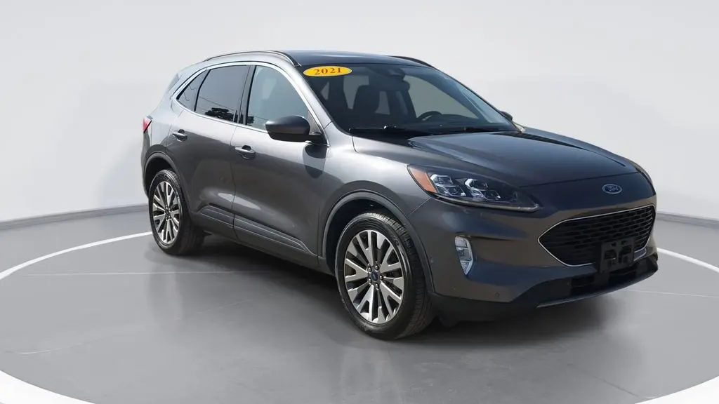2021 Ford Escape Hybrid Titanium