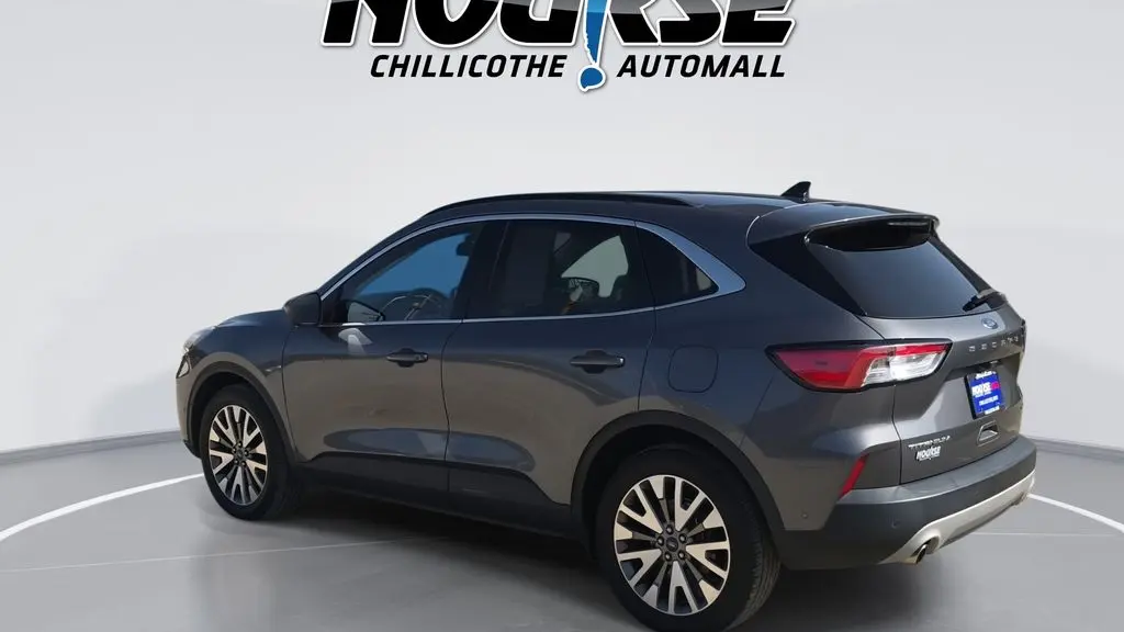 2021 Ford Escape Hybrid Titanium