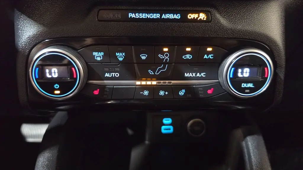 2021 Ford Escape Hybrid Titanium
