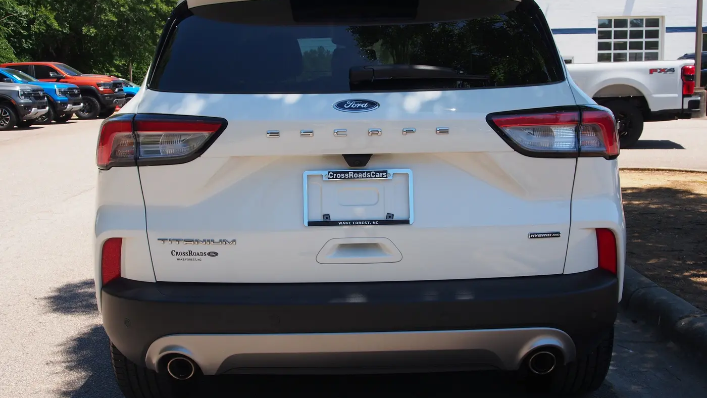 2022 Ford Escape Hybrid Titanium