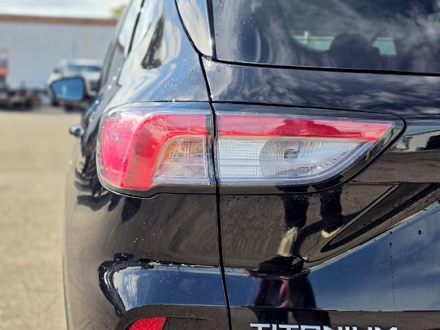 2022 Ford Escape - $20,326