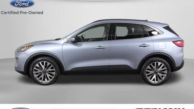 2022 Ford Escape Hybrid Titanium