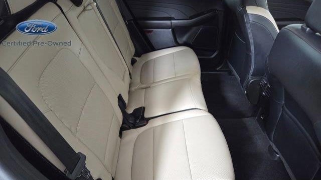 2022 Ford Escape Hybrid Titanium