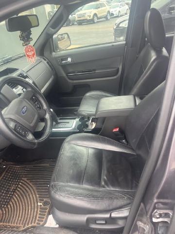 2010 Ford Escape - $4,510
