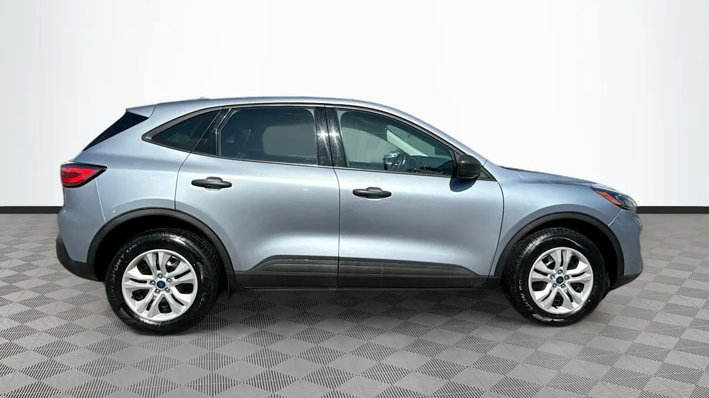 2022 Ford Escape S
