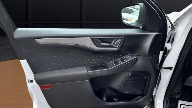 2020 Ford Escape S