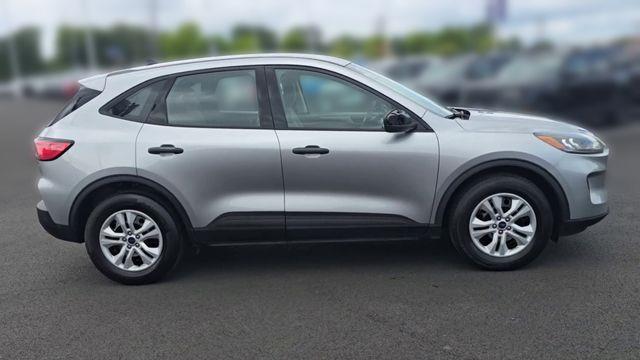 2022 Ford Escape - $29,025
