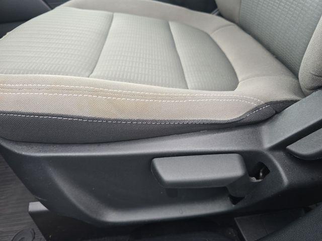 2022 Ford Escape - $29,025