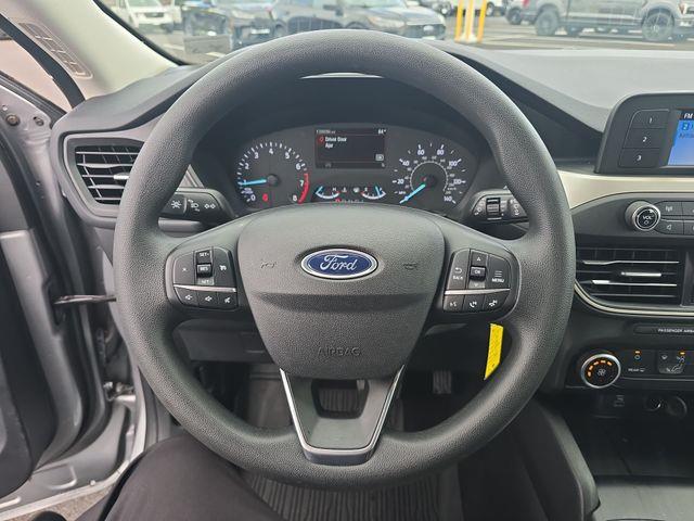 2022 Ford Escape - $29,025