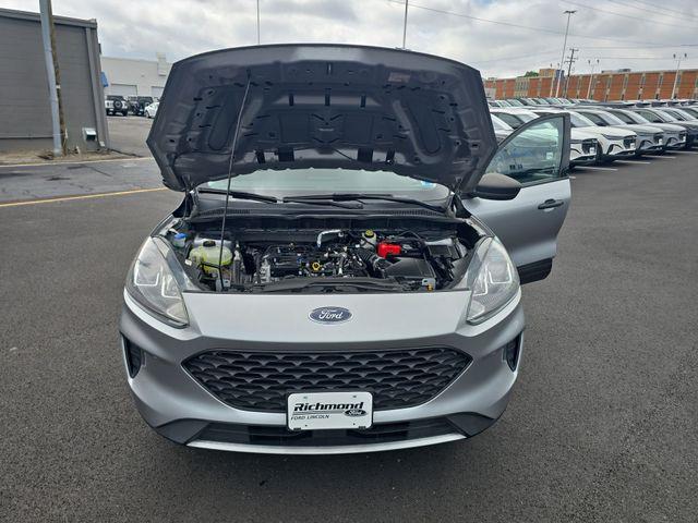 2022 Ford Escape - $29,025
