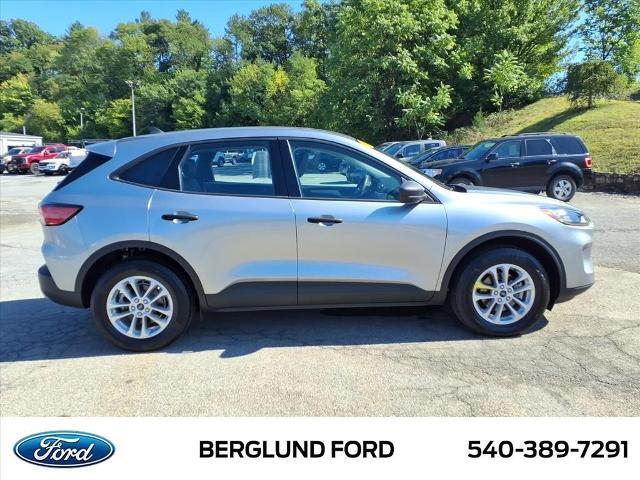 2022 Ford Escape - $19,977