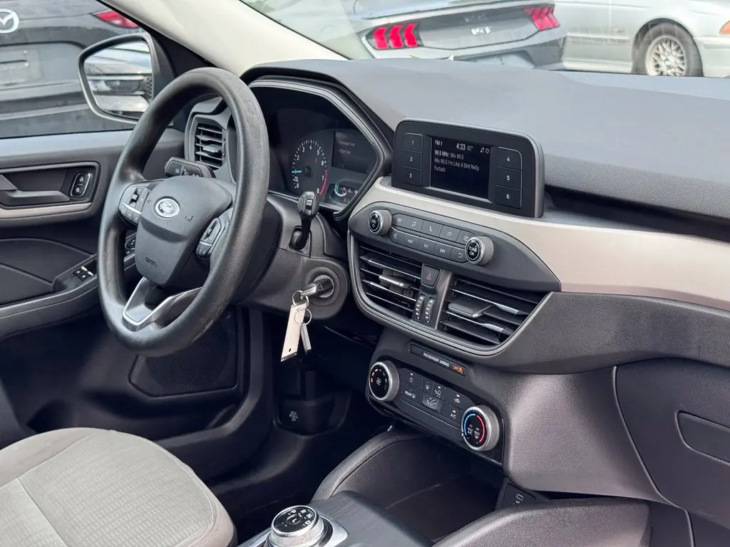 2022 Ford Escape - $18,569