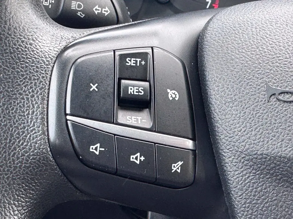2022 Ford Escape - $18,569