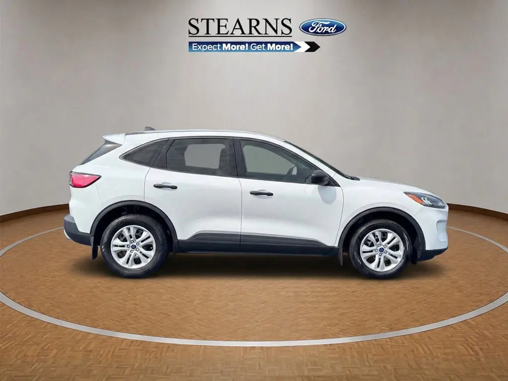 2022 Ford Escape - $18,569